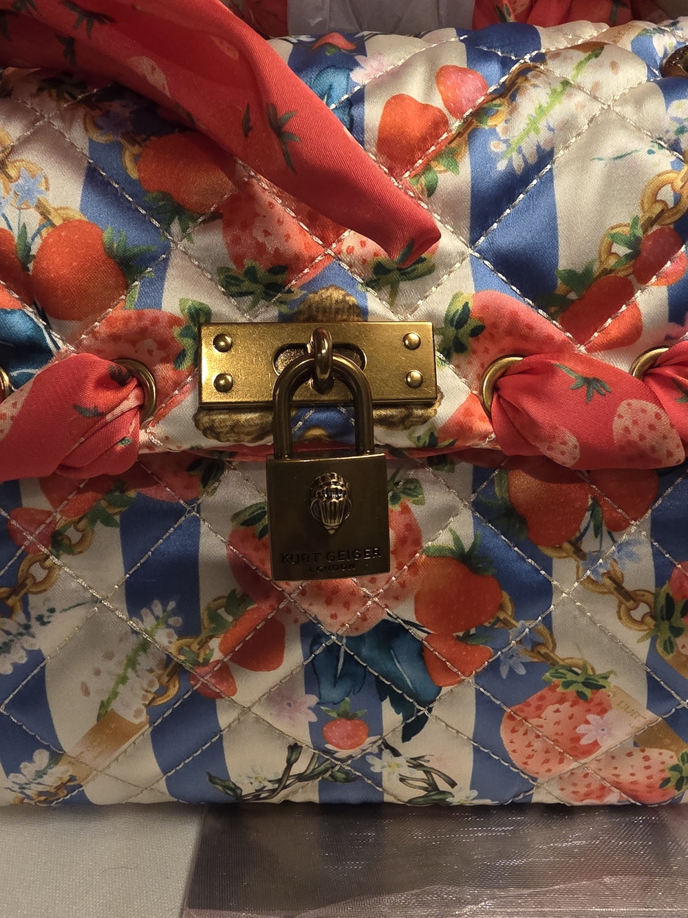 Kurt Geiaer London Brixton Scarf Shoulder Bag - Picture 3 of 14